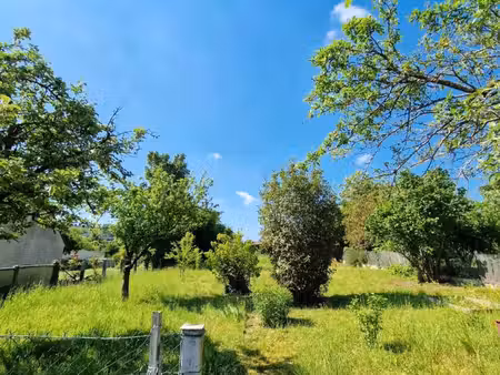 terrain constructible de 935 m2 sur vernon