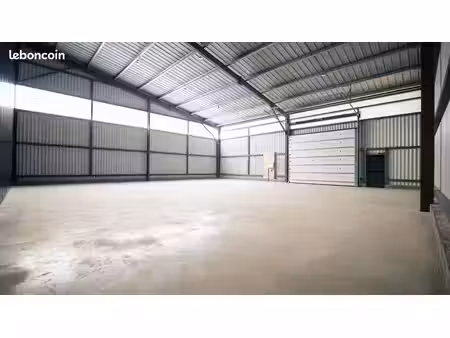 local d'activités / artisanal et entrepôt 300m2