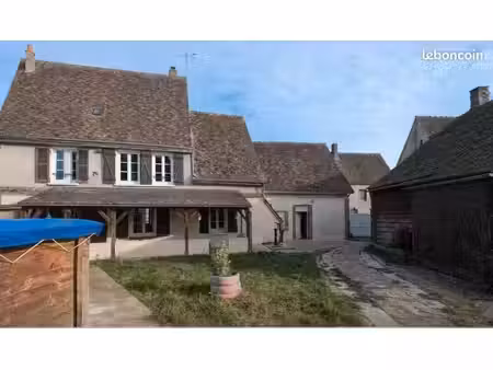maison 7 pièces – 168 m² – centre-ville (avec du potentiel à revendre ?)