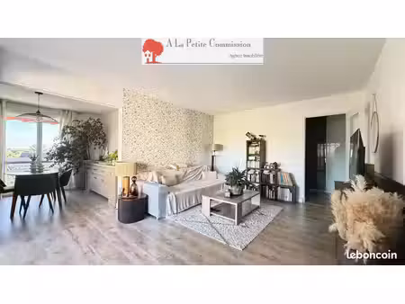 appartement 3 pièces 84 m²