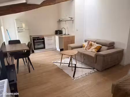 à louer – superbe t2 meublé rénové – 40 m²