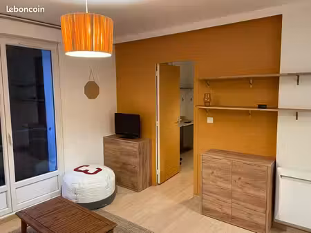 t2 meublé 36 m² à louer – quimper