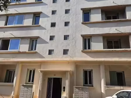 studio 1 pièce 19 m²