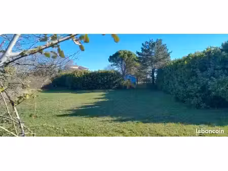 terrain 1 251 m² saint privat de champclos