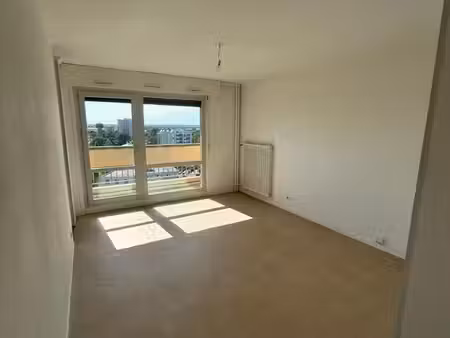 appartement t1 métro zénith st cyprien