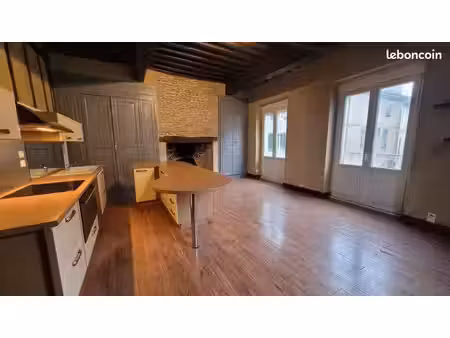 immeuble 190 m² condom