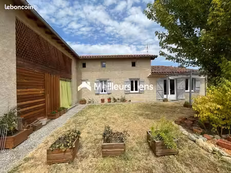 immeuble 5 pièces 135 m²