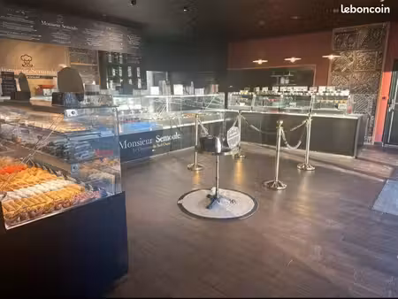 laboratoire cuisine professionnelle 200 m² – vente à emporter – faire offre