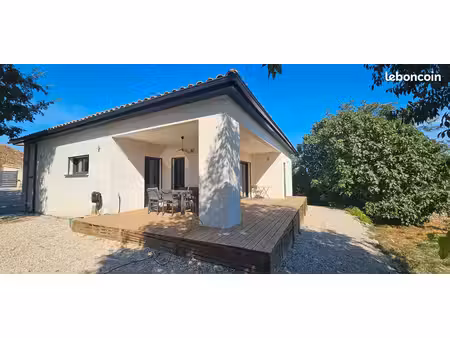 villa d’architecte contemporaine de plain-pied-110 m²-terrain 873 m²-dpe a