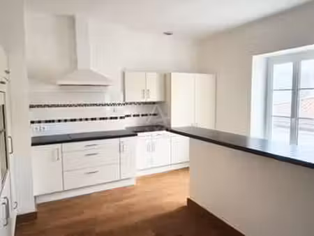 vente immeuble à cholet (49300) : à vendre / 340m² cholet