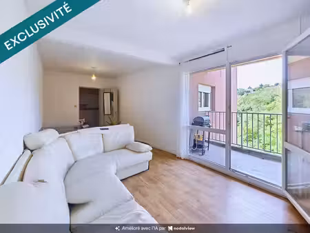 t3 vendu loué et meublé – 61 73 m² – emplacement stratégique – 72 000 €