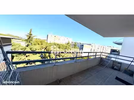 montpellier – t2 dernier étage avec ascenseur  parking sous-sol  loué jusqu'en 2029