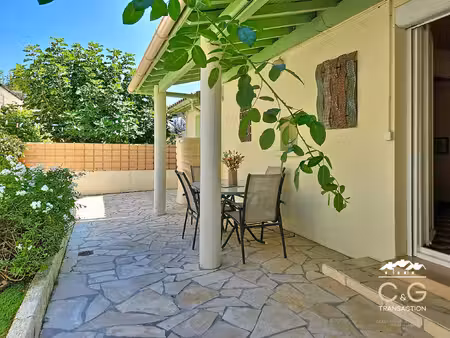 artix (64170) - maison - t3/t4 - 70 m2 - jardinet et garage