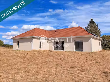pavillon récent de plain-pied 4 chambres - à la campagne