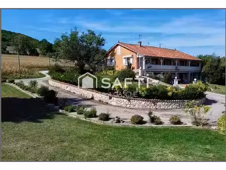 maison familiale avec studio + maison indépendante