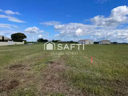 terrain constructible de 8 994 m² – archingeay (17380)