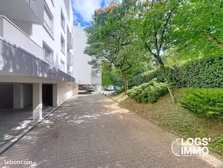 studio 1 pièce 26 m²