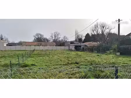 terrain 671 m² ludon medoc
