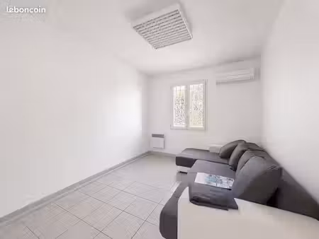 à louer – local professionnel de 11 m² – manduel (30129)