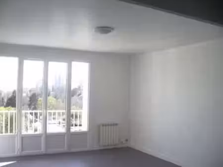 location appartement 3 pièces à nantes hippodrome (44000) : à louer 3 pièces / 62m² nantes