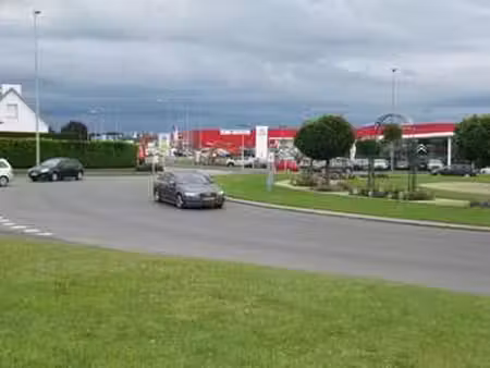location divers à saint-martin-des-champs (29600) : à louer / 200m² saint-martin-des-champ