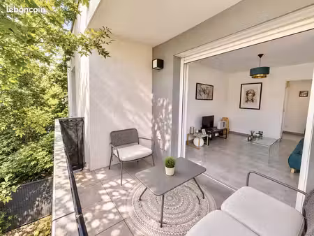 appartement 1 pièce 46 m²