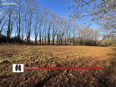 terrain 900 m² léognan
