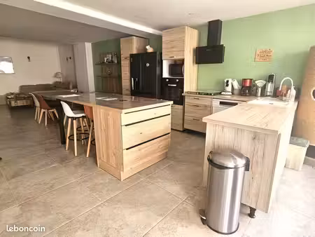 maison de ville 4 pièces 155 m²