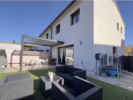 maison 4 pièces 85 m²
