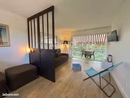 studio 1 pièce 30 m²