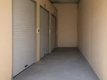 mini box / garage