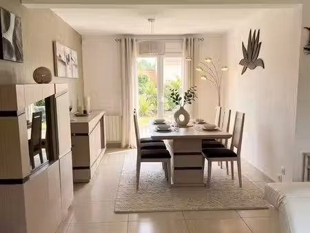 ? maison familiale de 104 m² – tout à pied (centre & écoles) – combourg