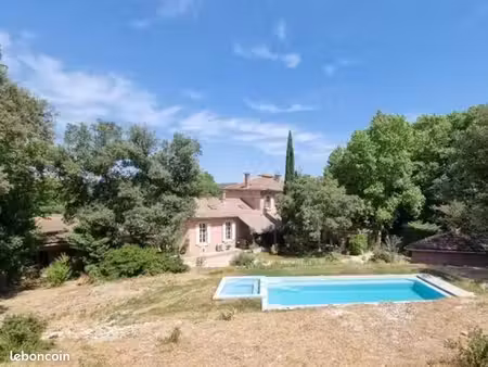 bastide à rénover