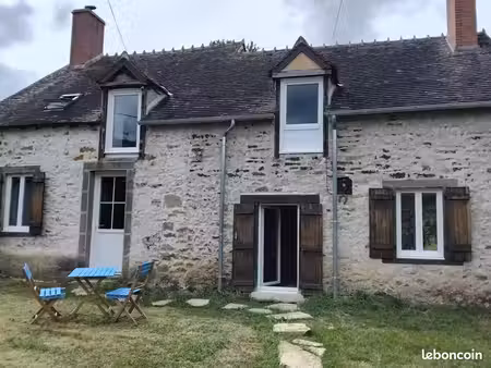 maison meublée - 120m² avec terrain - 600 (e) par mois