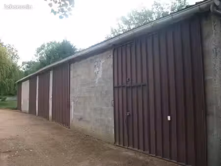 garage 300 m2 et maison 7 pièces