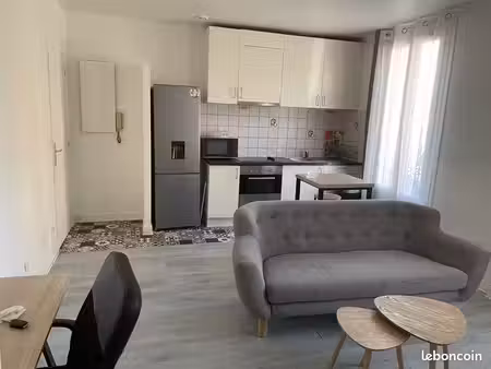 appartement deux pièces meublé de 32m2 à 10 min à pied de la gare de juvisy sur orge