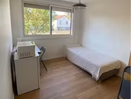 chambre étudiante - cezeaux