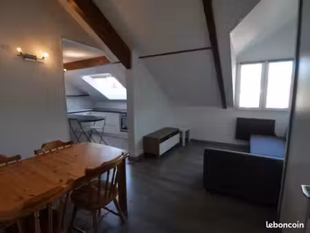 loue appartement meublé 50m² chambéry centre (carré curial)