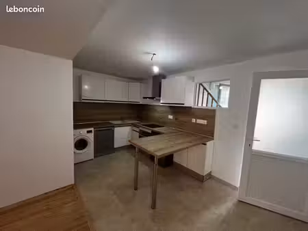 t2 meublé 53 m² – la buisse – plain-pied
