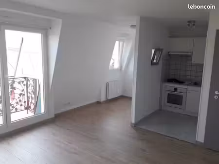 loue studio 25m² + cave + parking centre rosheim