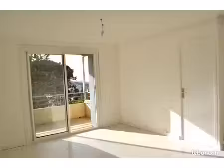 toulon est  var