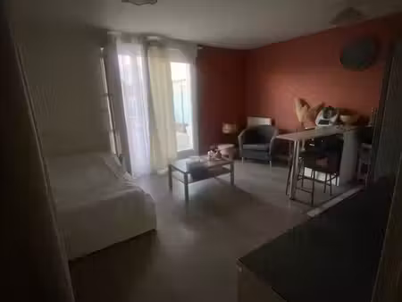 studio 30 m² + terrasse 25m² + parking – écoquartier villecresnes