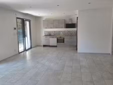 maison 90m² avec 200m² de jardin