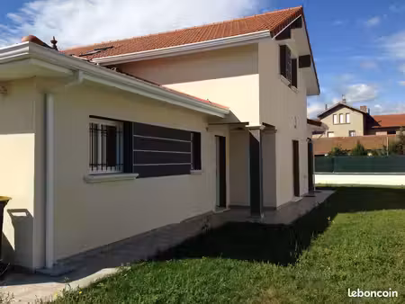 location maison t4
