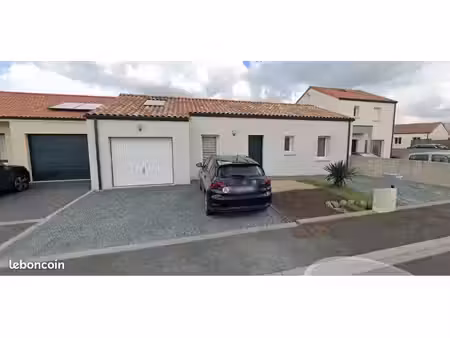 maison 3 chambres à louer aux herbiers