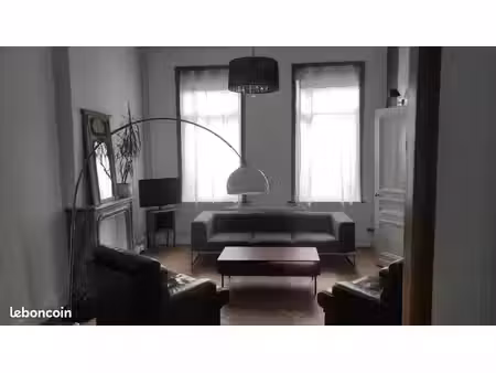 très grande maison à louer 4 chambres