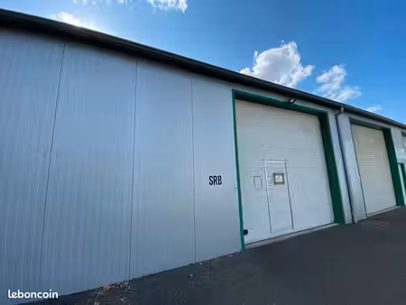 local d'activite 130 m² noyal chatillon sur seiche