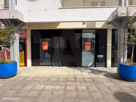 local 36 m²