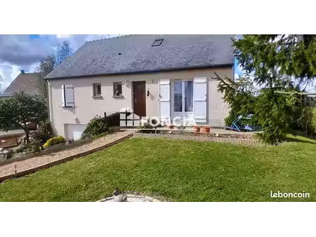 pavillon de 130m2 avec jardin clos de 1114 m2