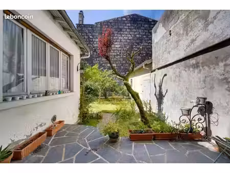 maison 6 pièces 158 m²